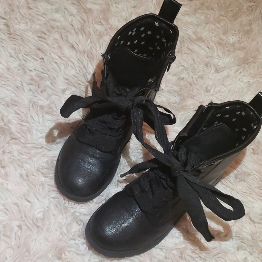 SOLD!!! Cat & Jack boots